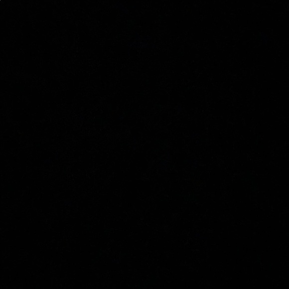 Meet your Posher, Lisa - Picture 1 of 1